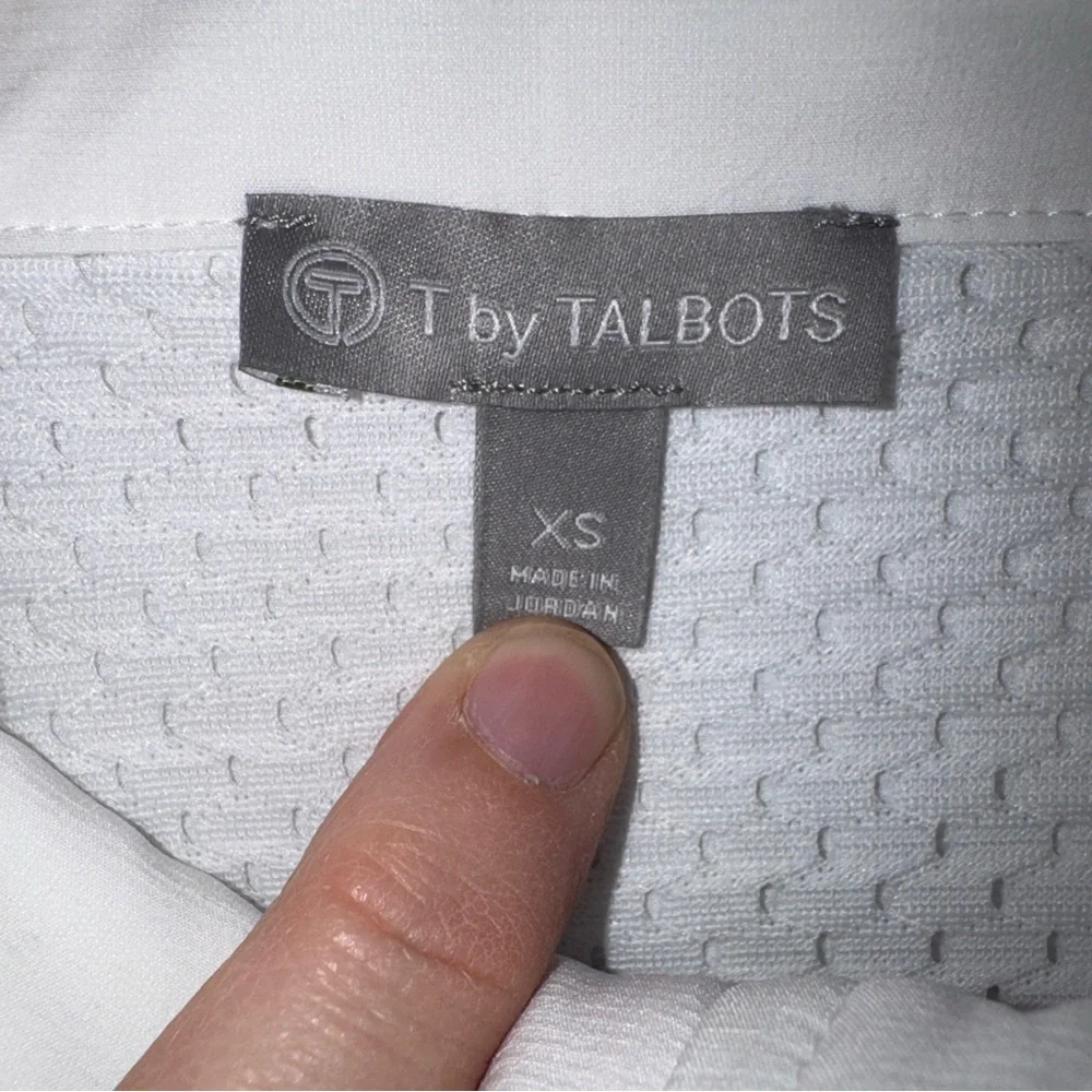 T by Talbots white full zip mock neck jacket XS Lightweight vented back stretch